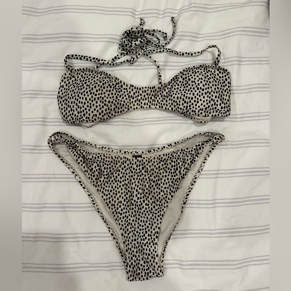 Kendall + Kylie Bikini Set L